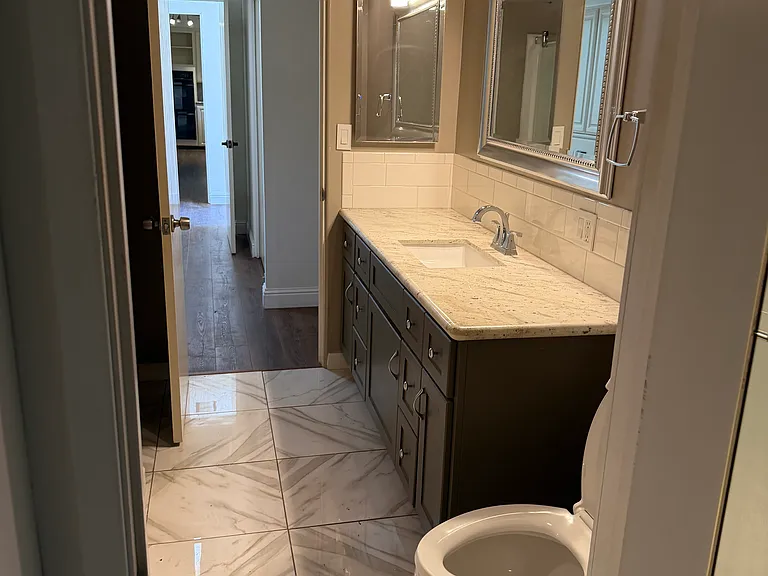 6596 E Parlier Ave — Photo 9