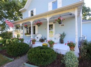 3122 Springfield Rd, Cross Plains, WI 53528