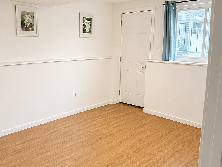 7821 Mineral Springs Dr — Photo 4