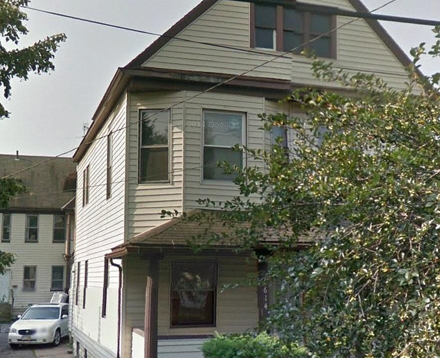 1st image of 6614 Fullerton Ave #1