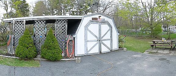 5th image of 917 S Franklin St