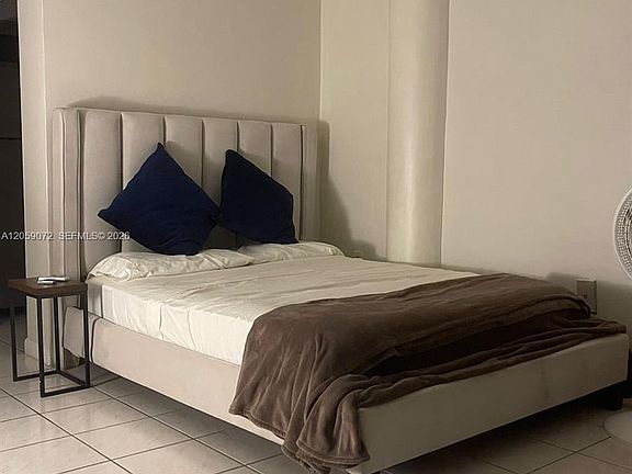4th image of 7904 West Dr APT 1010