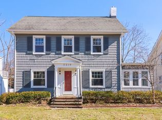 3319 Braemar Rd, Shaker Heights, OH 44120