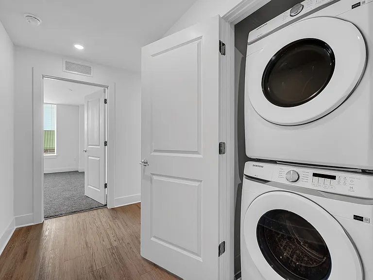Beech Tree Place Apartments — Photo 7