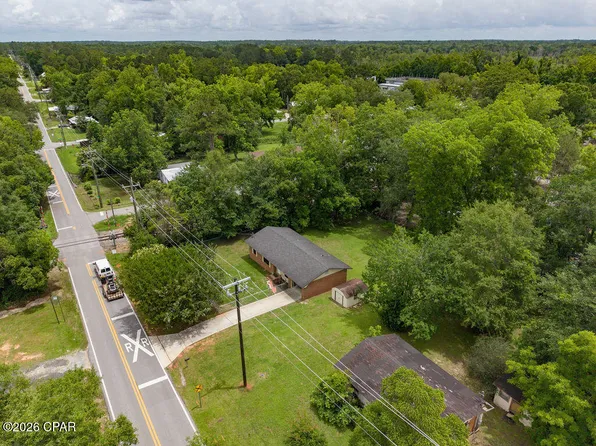 406 S Hubbard St, Bonifay, FL 32425