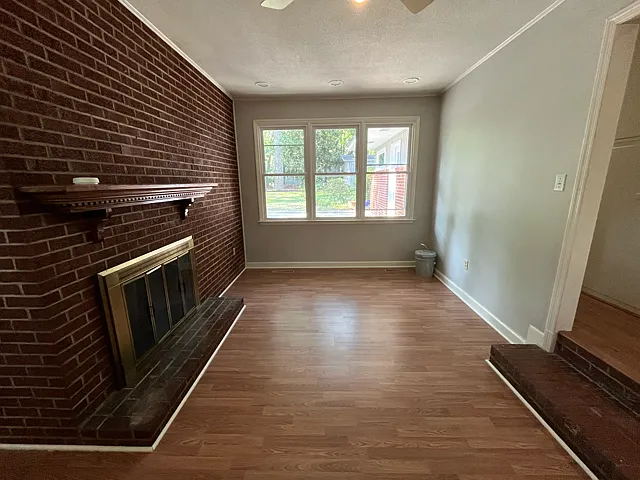 1810 Catawba St — Photo 22