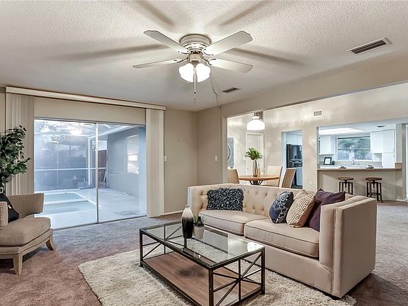 4th image of 202 Hillcrest Dr