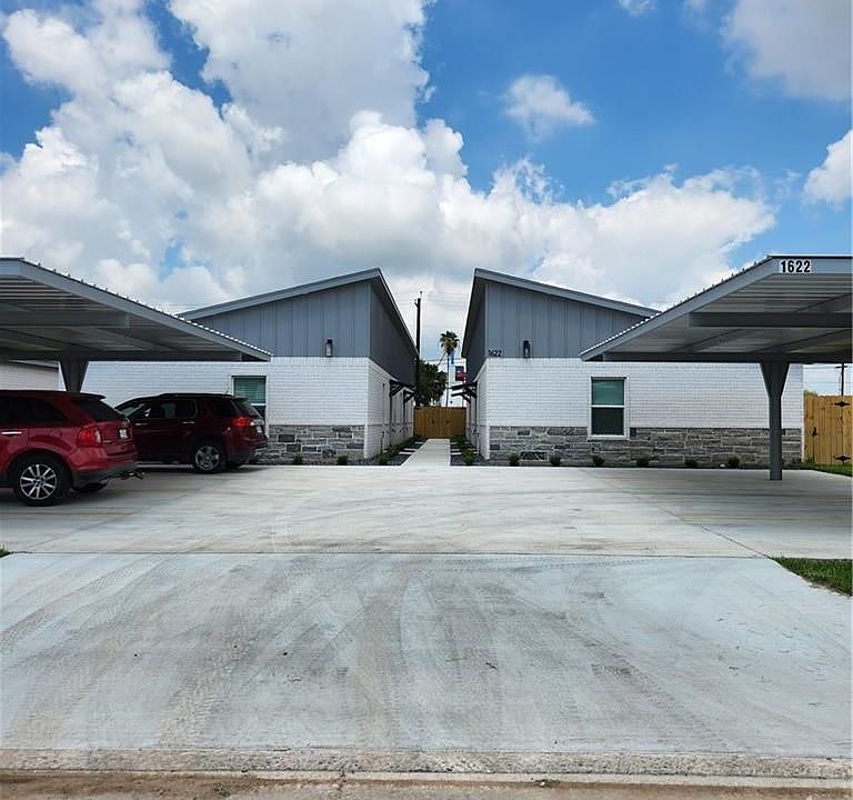1st image of 1622 Plata Dr #4