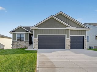 781 SW Cattail Rd, Grimes, IA 50111