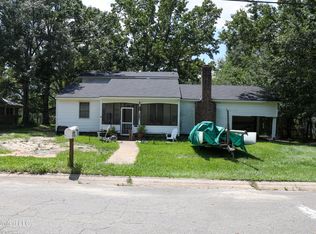 4861 Devon St, Moss Point, MS 39563