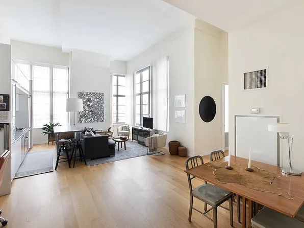 2728 Thomson Ave #Apt, Long Island City, NY 11101