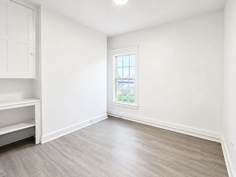 1825 Lakeview Rd #1 — Photo 12