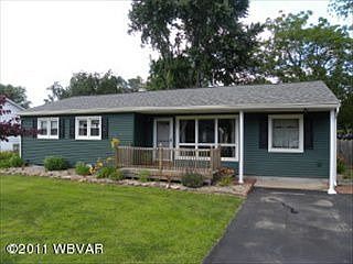 1st image of 2625 Lincoln Dr