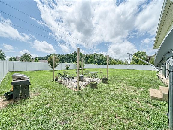 4th image of 4602 Plantation Ln