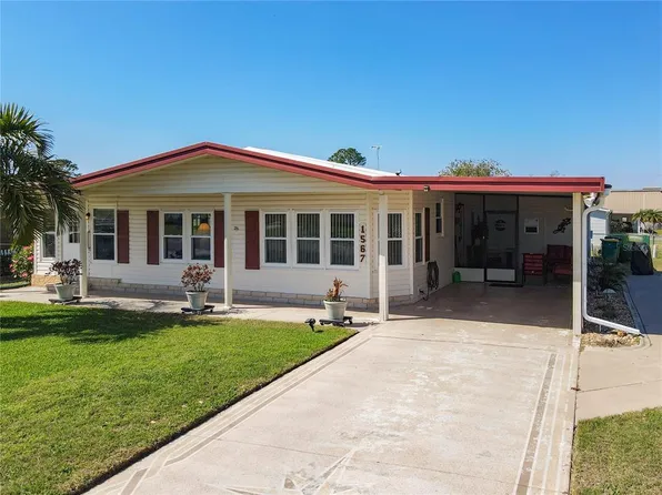 1567 Nassau Cir, Tavares, FL 32778