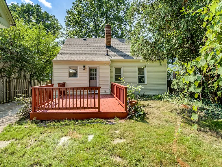 217 Grand Blvd — Photo 5