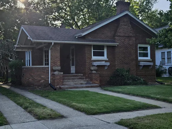 2016 Melrose St, Rockford, IL 61103