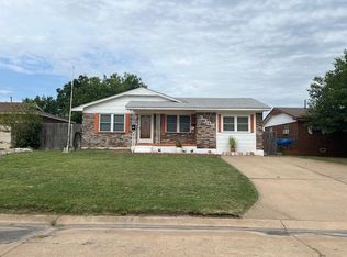 3309 SW Salinas Dr, Lawton, OK 73501