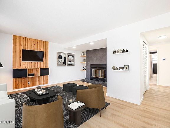 4th image of 874 Schneitter Cir APT 5