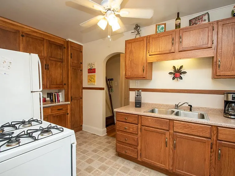 4516 Cedar Ave S — Photo 11