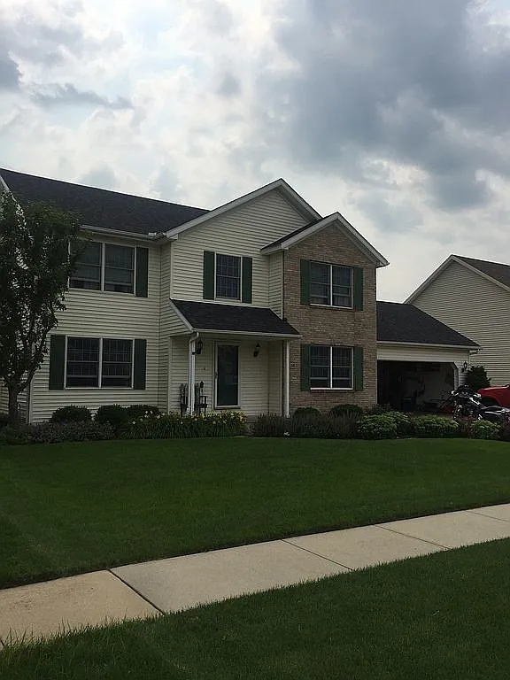 56 Bandecon Way photo 1