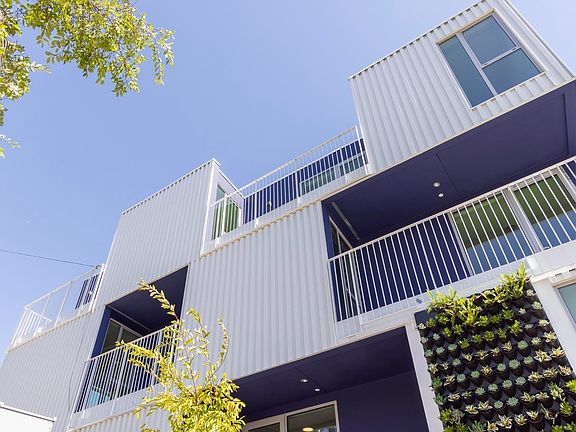 4th image of 2903 Lincoln Blvd #1059548