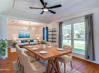 10206 Chisholm Trl, Dallas, TX 75243