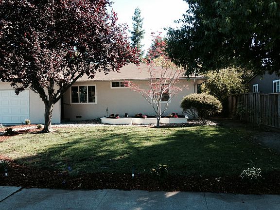 3rd image of 15216 Charlotte Ave