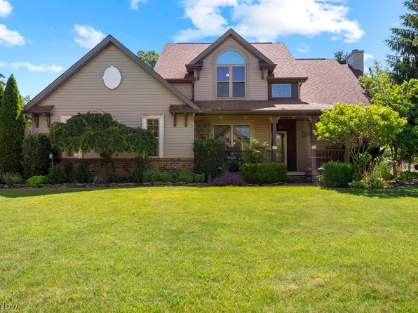 5315 New Haven Ct, Sheffield Village, OH 44054
