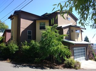 3056 SW Manning St, Seattle, WA 98126