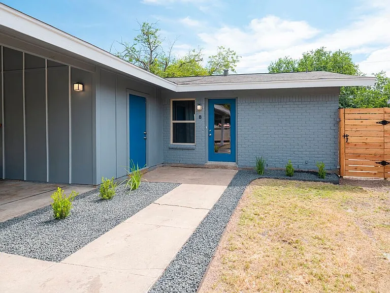 2526 Glen Springs Way — Photo 5