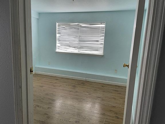 3rd image of 456A Higate Dr