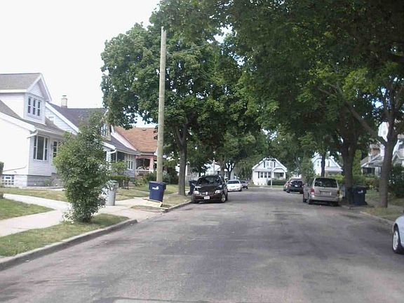 4th image of 3751 W Dorothy Pl