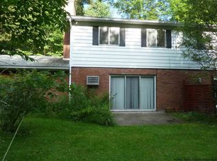 4 A Holland Dr, West Hurley, NY 12491