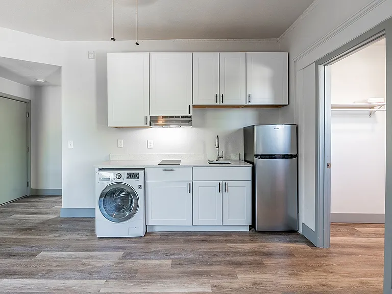 Centrally located community living. — Photo 9