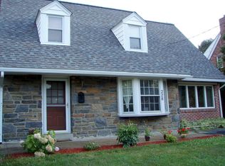 228 N Springfield Rd, Clifton Heights, PA 19018