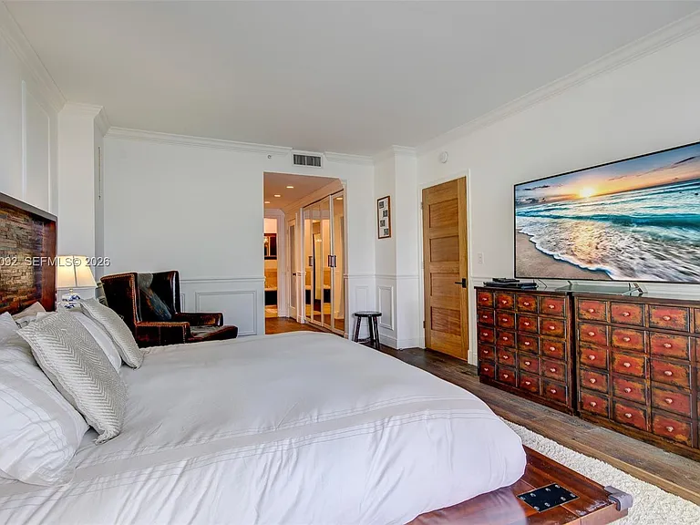 3400 SW 27th Ave #1607 — Photo 9