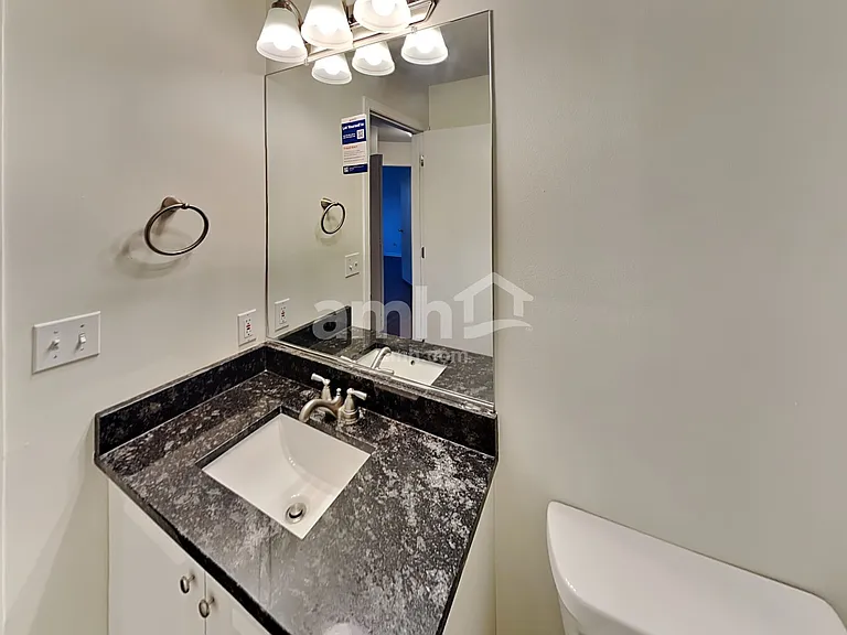 21744 W Knollwood Dr — Photo 19