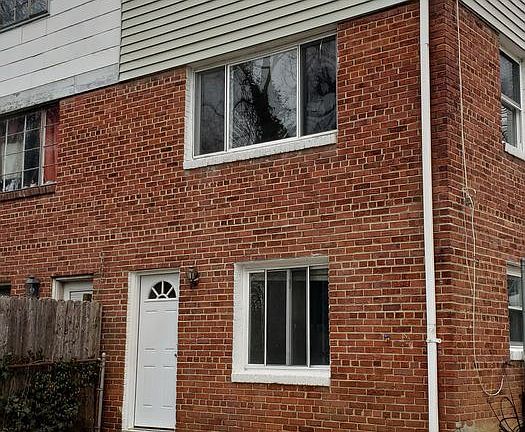 5th image of 5328 67th Ave