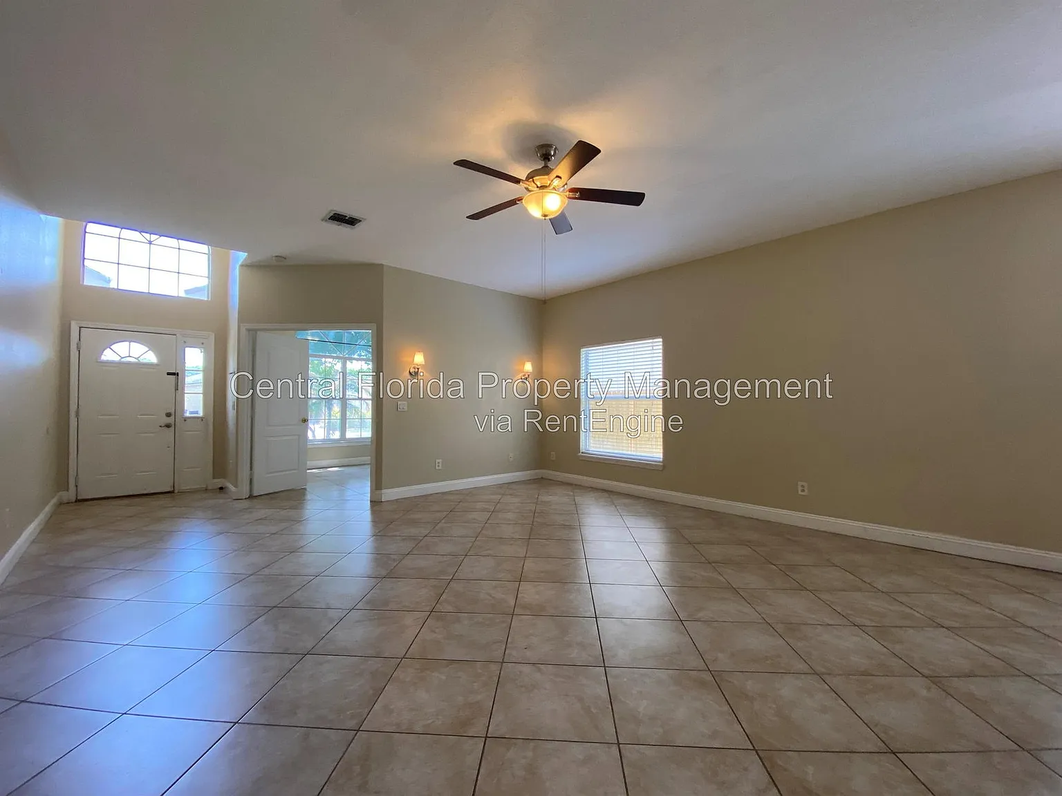 4 bed, 2.0 bath, 1739 sqft, $2,449 — Photo 3
