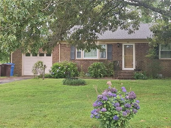 2423 Herring Ditch Rd, Chesapeake, VA 23323