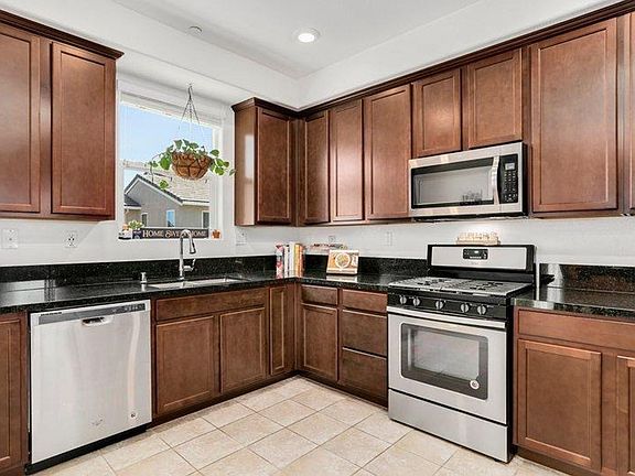 3rd image of 3936 E Commerce Way
