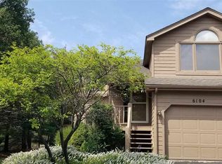 6104 Garrett Ln, Rockford, IL 61107