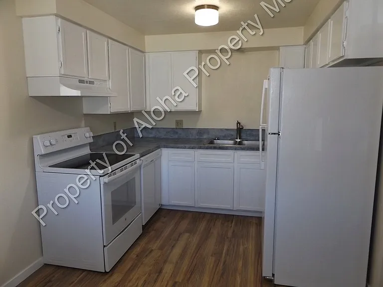 1115 N Arthur Ln — Photo 3