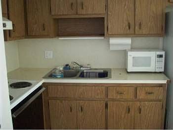 3rd image of 2420 SE 17th St APT C403