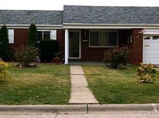 21 W Willock Rd, Pittsburgh, PA 15227