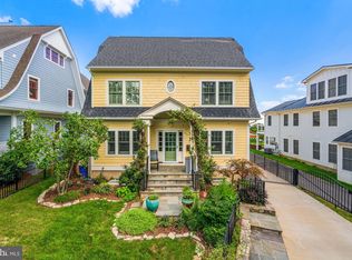 2031 N Stafford St, Arlington, VA 22207
