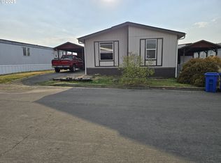 33 Manor Loop, Roseburg, OR 97471