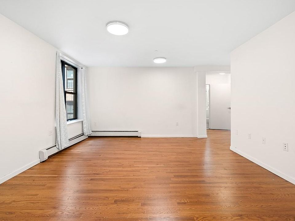 1st image of 42 W 138th Street #21
