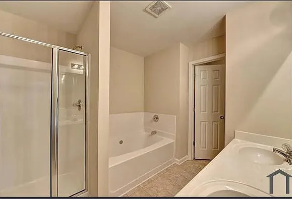 348 Creek Manor Way — Photo 22
